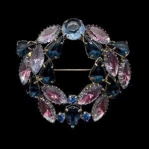 VINTAGE Duo Tone Crystal Wreath Brooch